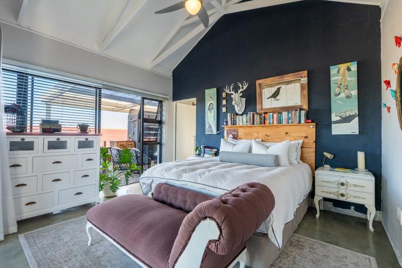 4 Bedroom Property for Sale in Linkside Western Cape